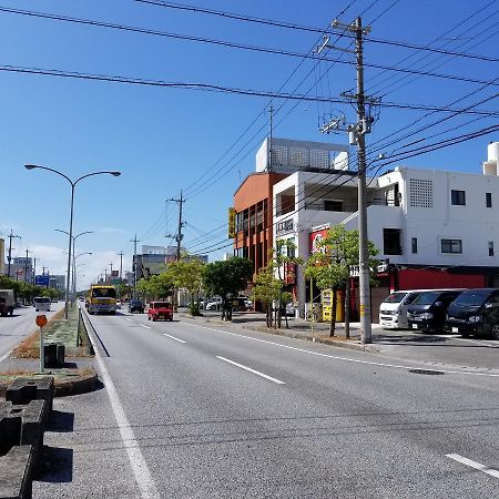 Condominium Aoi Sanmyaku Okinawa Buitenkant foto