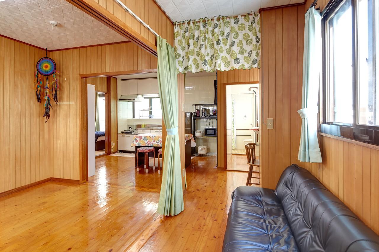 Condominium Aoi Sanmyaku Okinawa Buitenkant foto